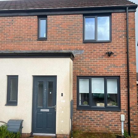 Village House St Mellons - Close To A48 And M4 Cardiff Zewnętrze zdjęcie