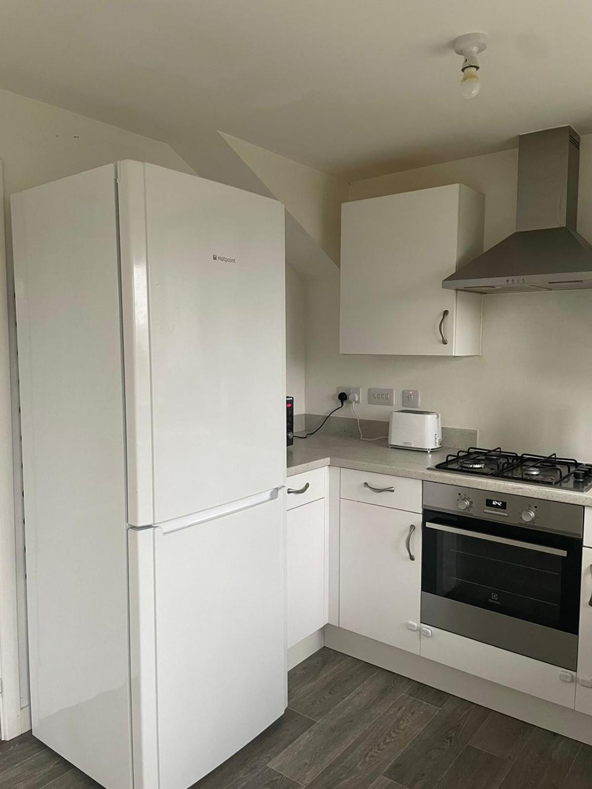 Village House St Mellons - Close To A48 And M4 Cardiff Zewnętrze zdjęcie